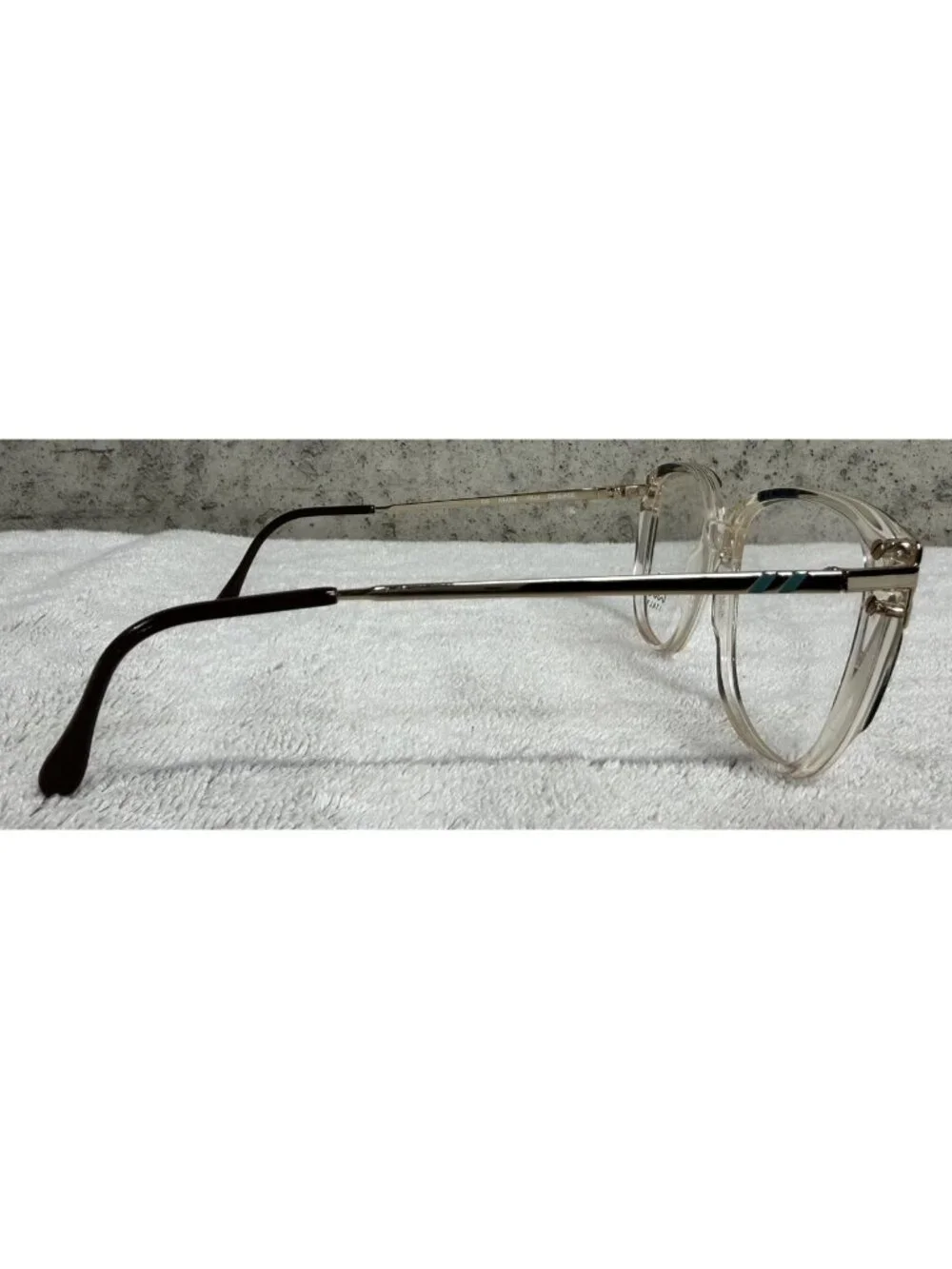 Vintage Luxottica Italy “ASHLEY” Oversized Round Blue Gold Eyeglasses 56-15-135